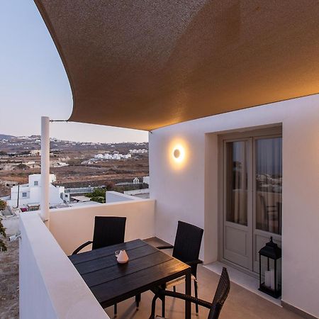 Santorini Villatzio Suites Mesaria Esterno foto